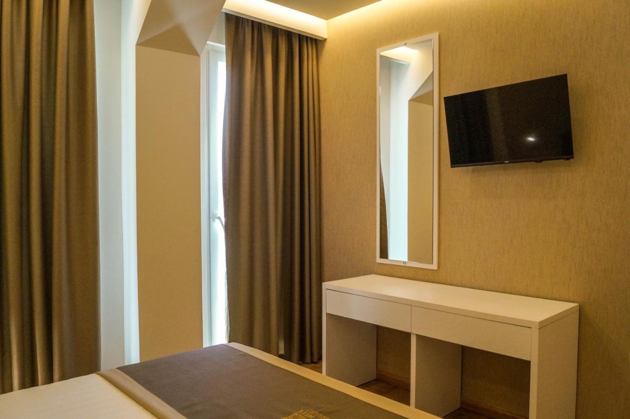 Red Hill Hotel تيرانا المظهر الخارجي الصورة